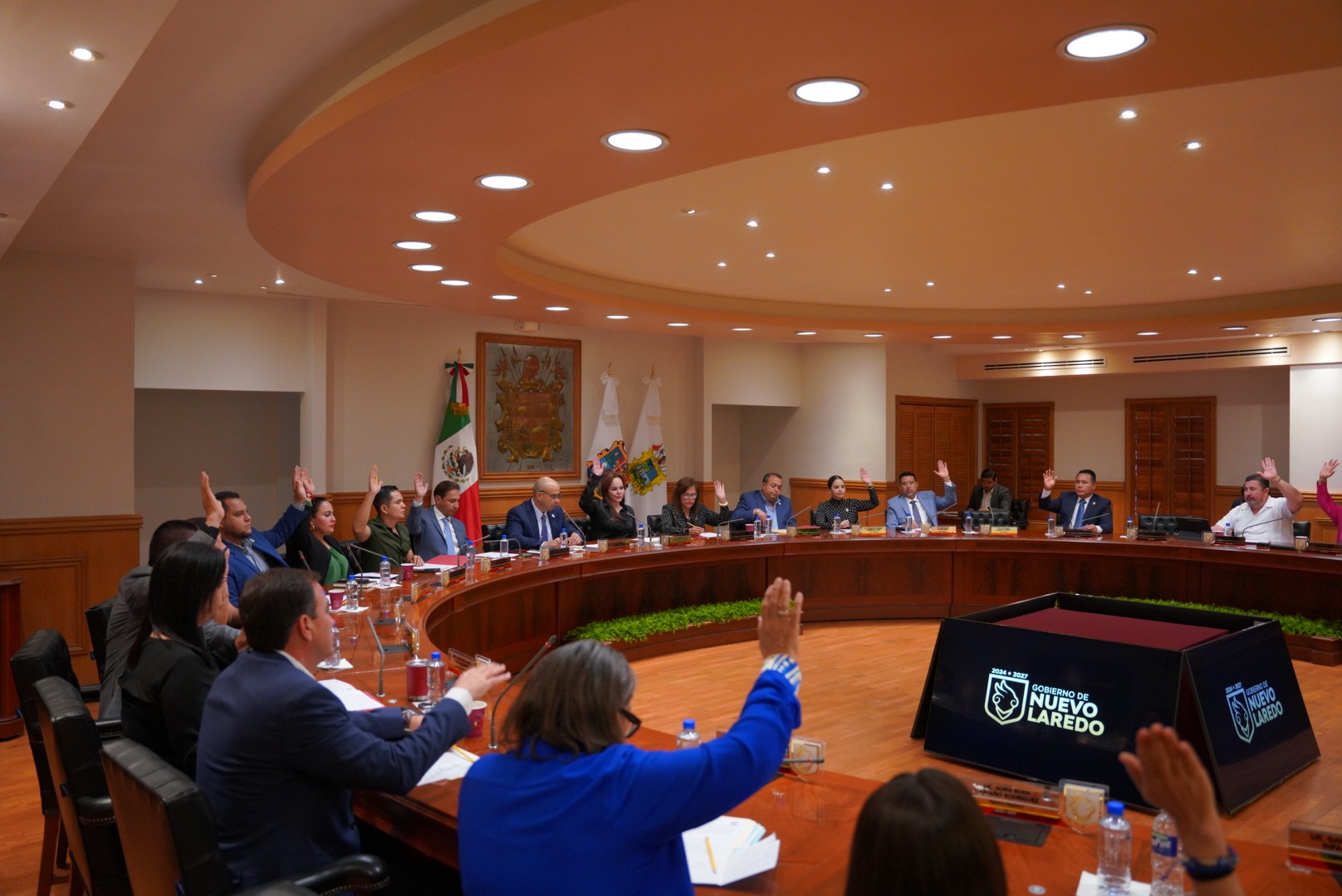 APRUEBA CABILDO DE NUEVO LAREDO PAQUETE DE OBRAS PÚBLICAS DE ...