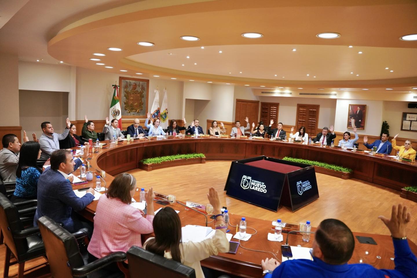 CABILDO DE NUEVO LAREDO APRUEBA OBRAS DE PAVIMENTACIÓN E ...